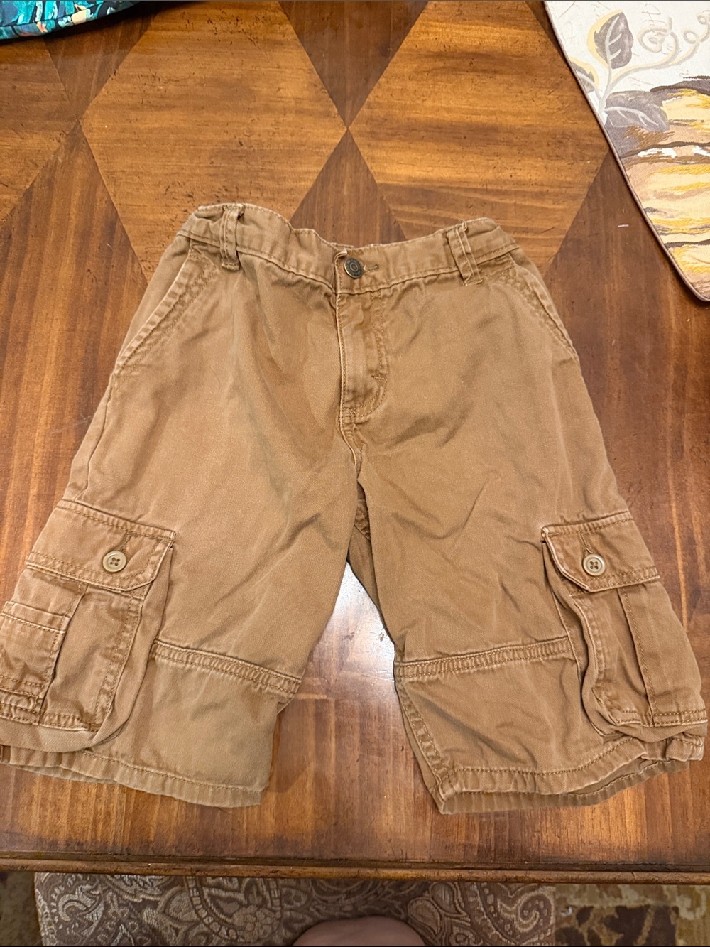 Wrangler Tan Cargo Shorts with Button Flap Pockets boys size 10